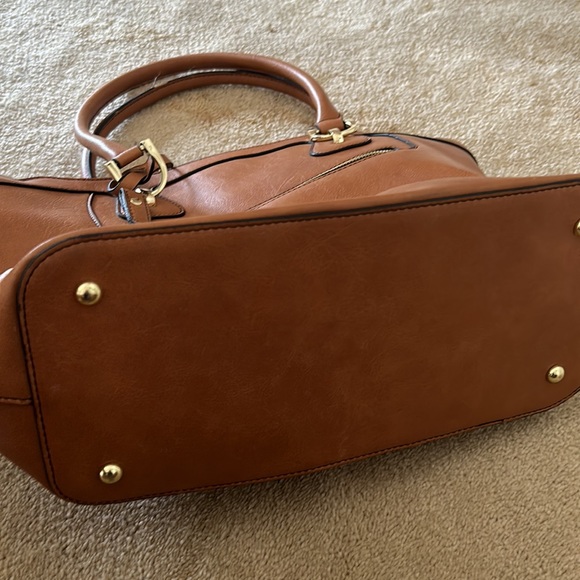 Handbag - Picture 6 of 8